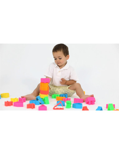 DENA - 6 KIDS + 6 CASAS + 6 ARBOLES COLORES SILICONA