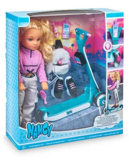 Muñeca Nancy un día con mi patinete 43 cm ¡con luces en las ruedas! incluye mochila y accesorios