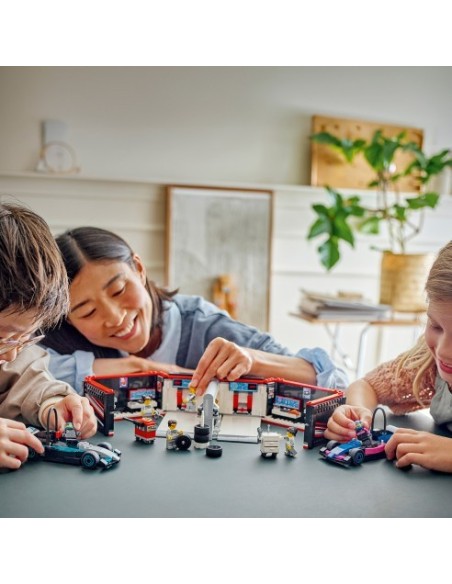 LEGO CITY - GARAJE F1 CON COCHES MERCEDES-AMG Y ALPINE