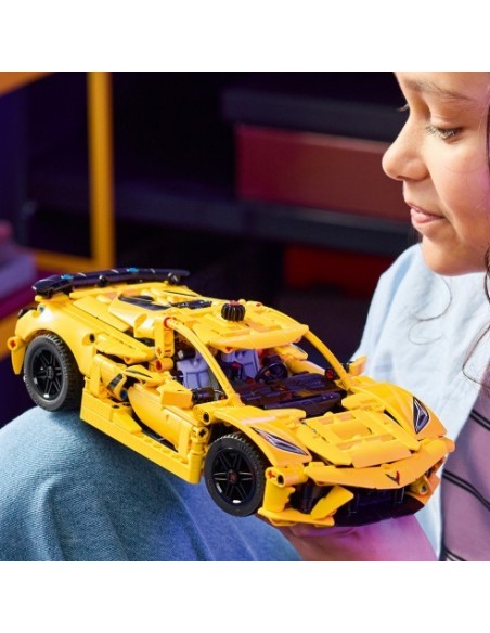 LEGO TECHNIC - CHEVROLET CORVETTE STINGRAY