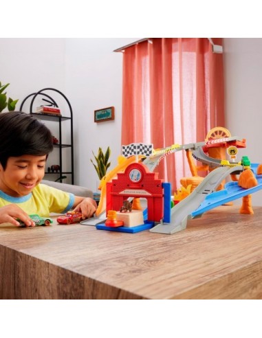 MATTEL - RADIADOR SPRINGS RACE Y RESCUE CARS