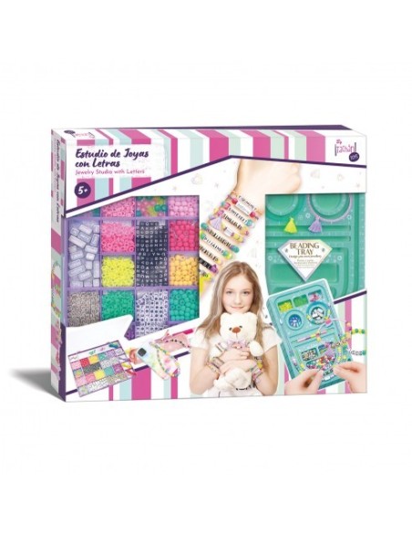 TACHAN - ESTUDIO DE JOYAS CON LETRAS